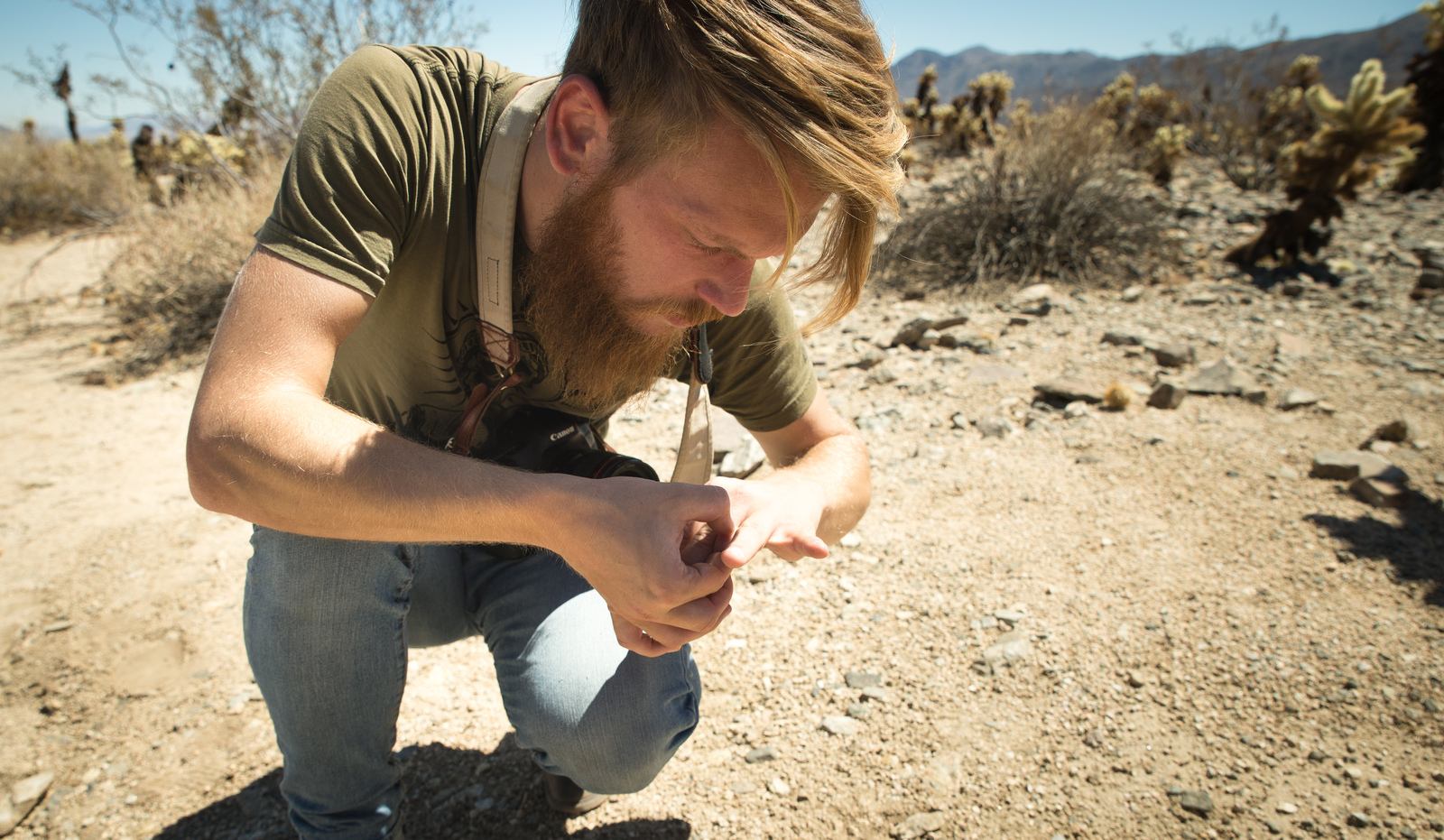 Aurélien a aussi des épines de cactus plein les mains 
