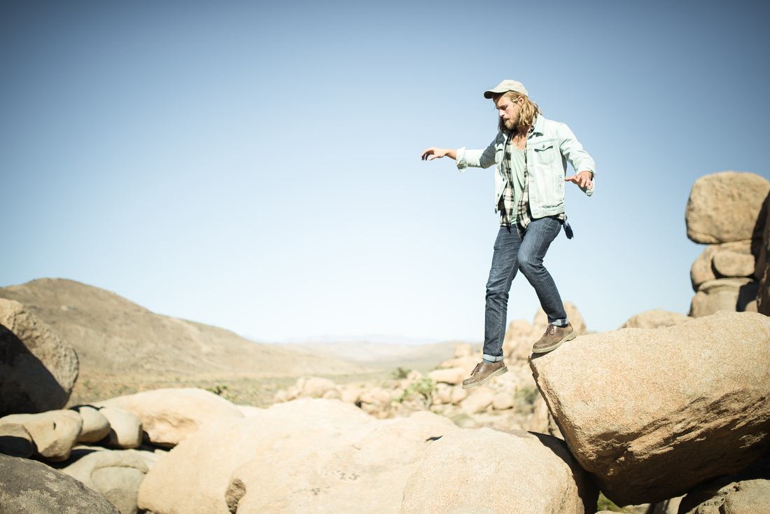 Richard se baladant sur les rochers