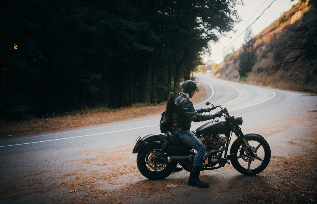Motard sur la Highway 1