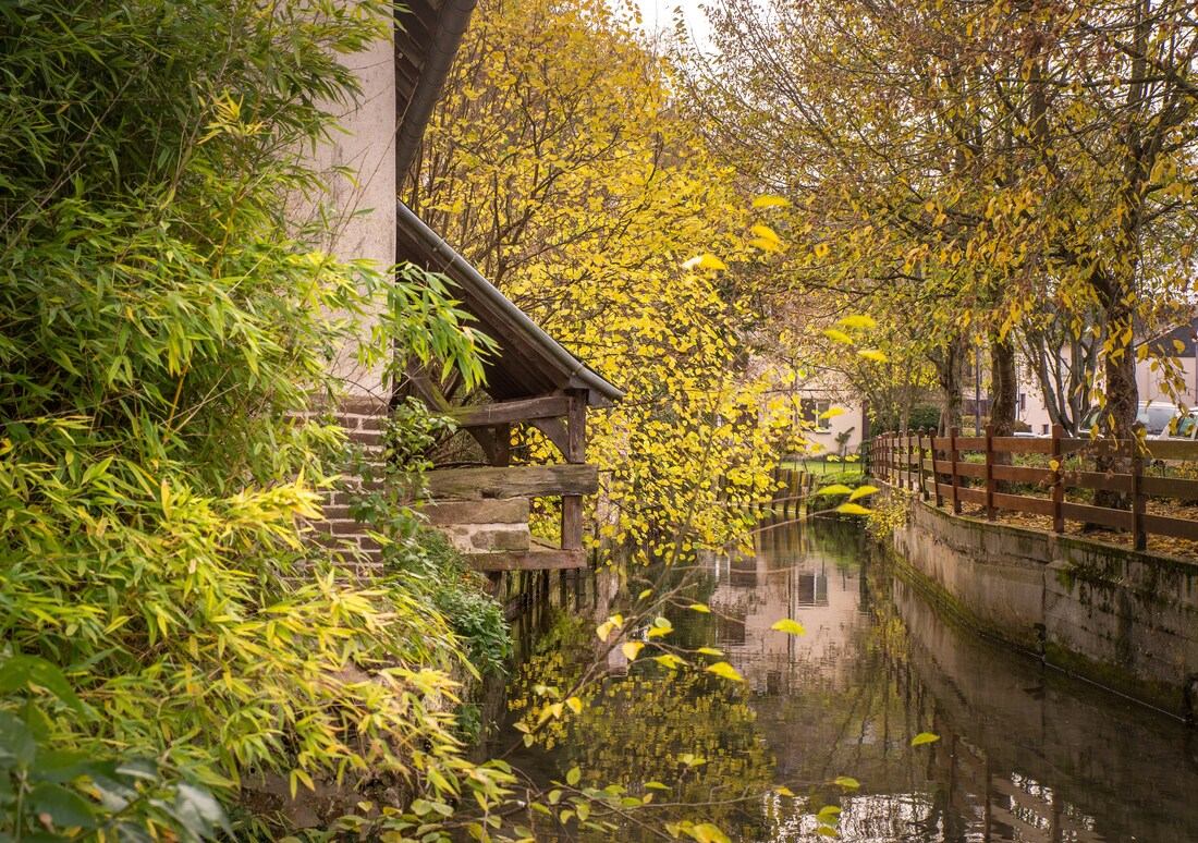 De jolis cours d'eau traversent la ville