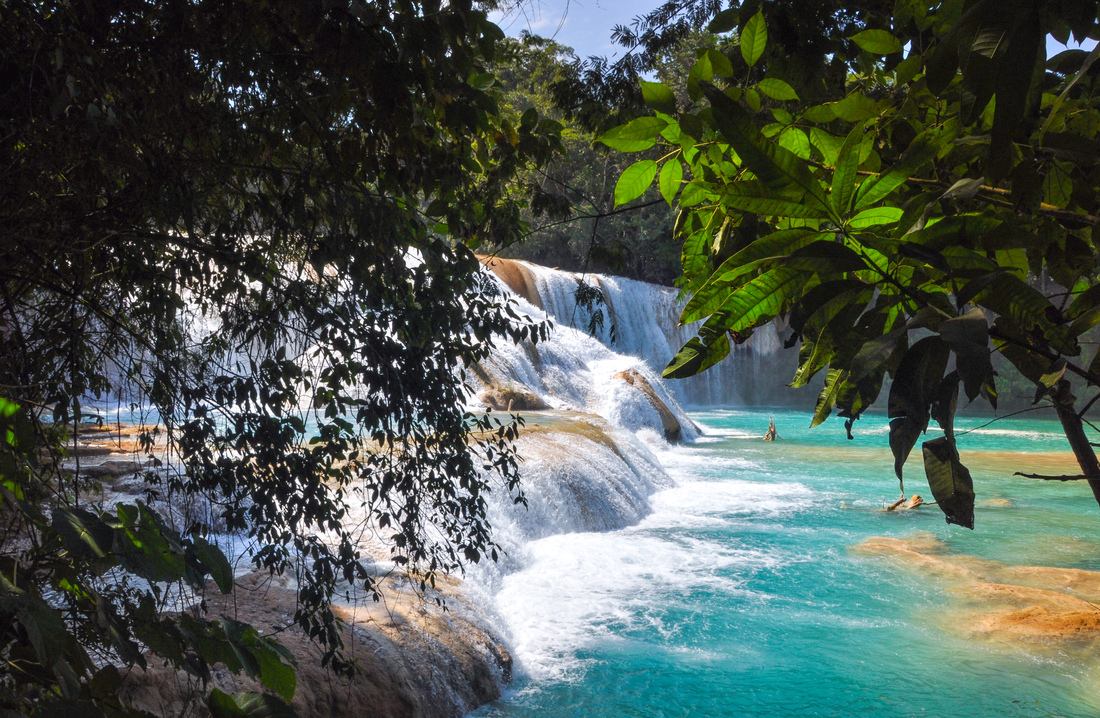 Célèbres cascades d'Agua Azul