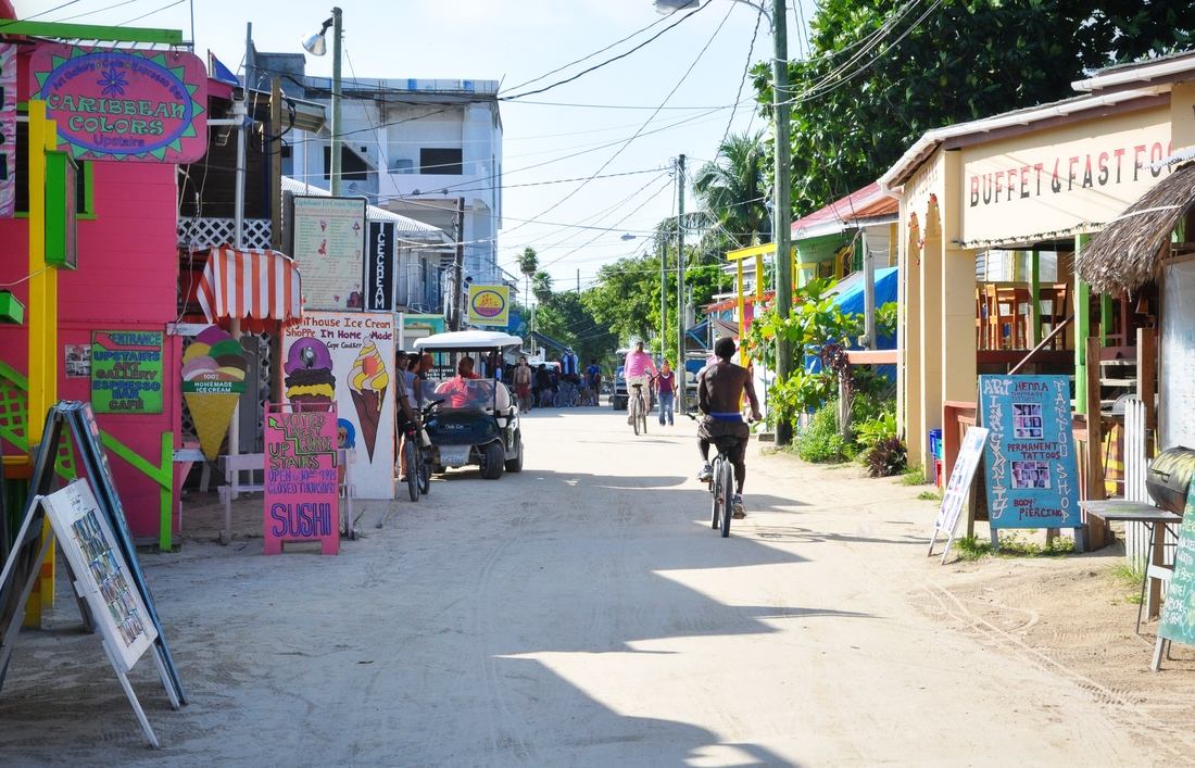 rue principale de Caye Caulker