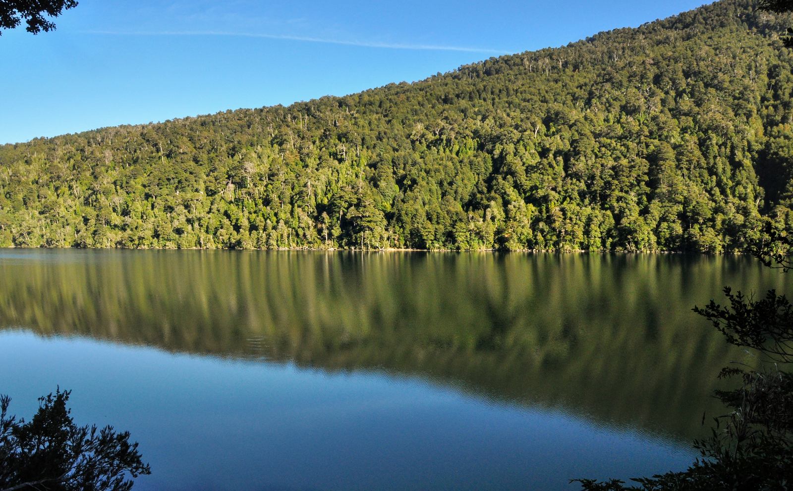 Lago Tirquinco, Huerquehue, Chili