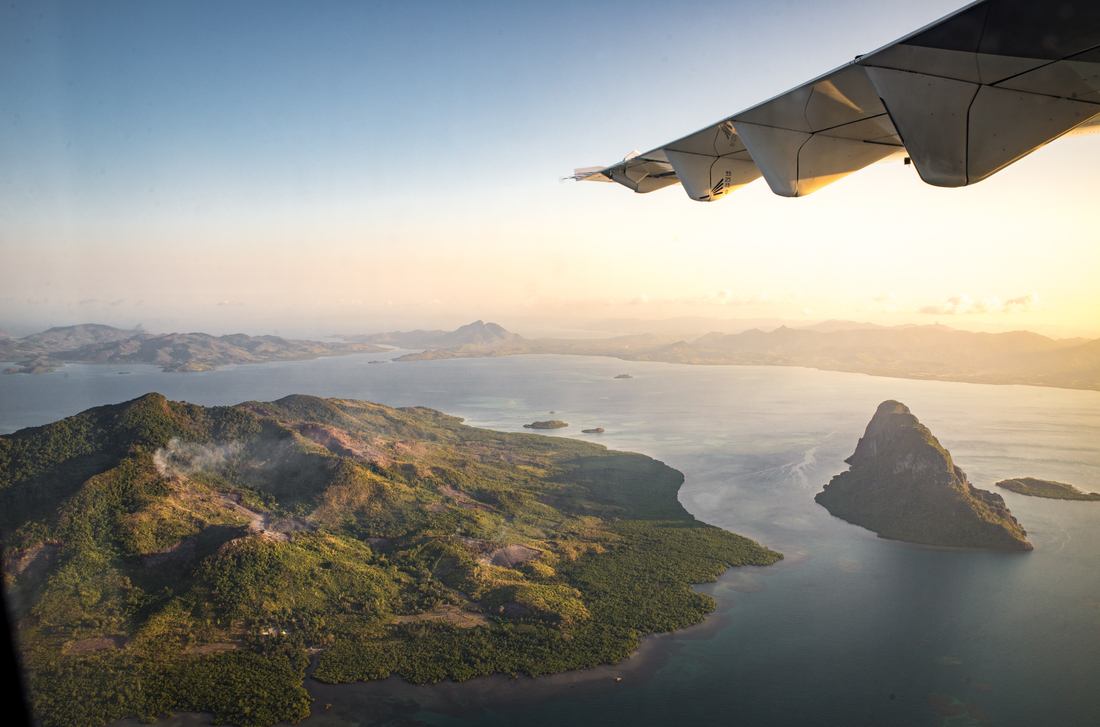 Arrivée sur El Nido depuis les airs 