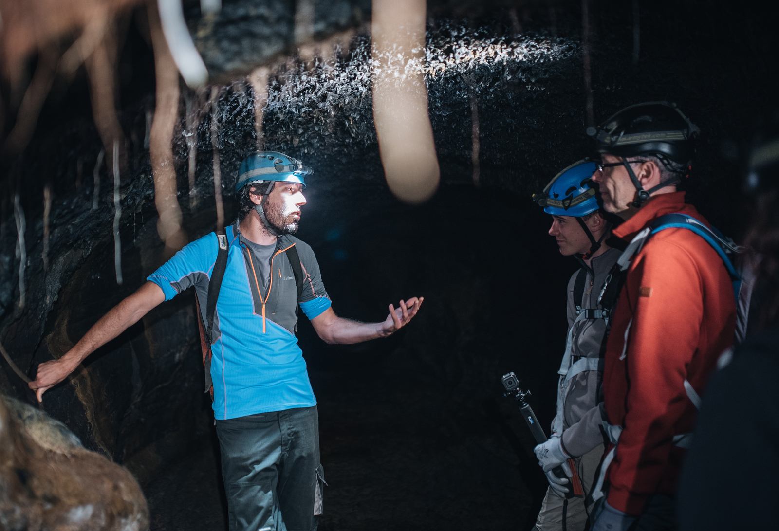 L'ambiance étonnante des tunnels de lave