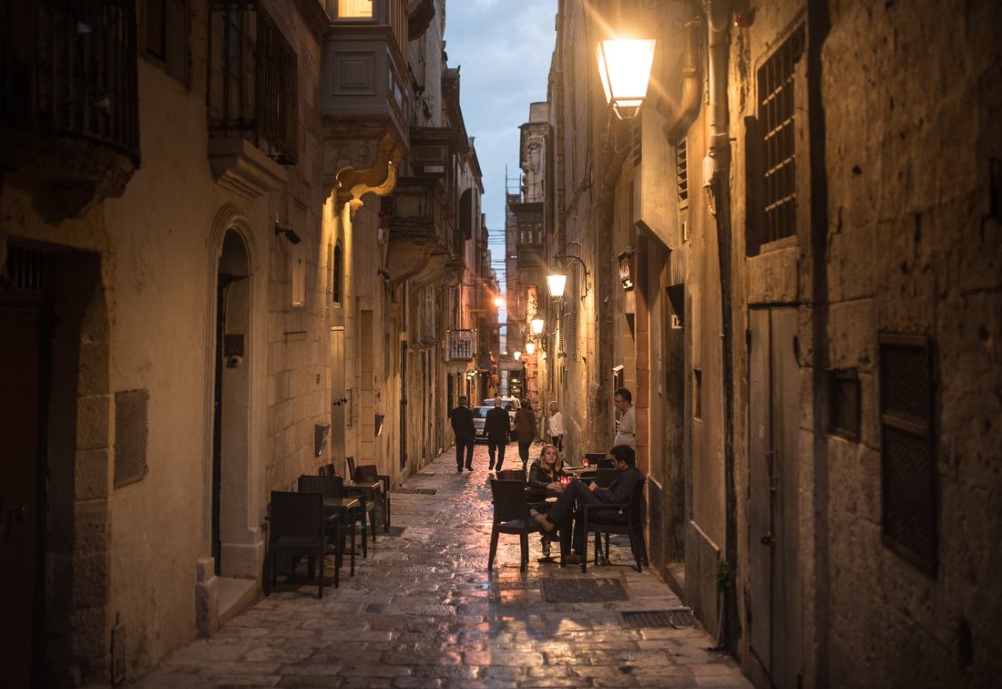 Lorsque la nuit tombe à La Valette