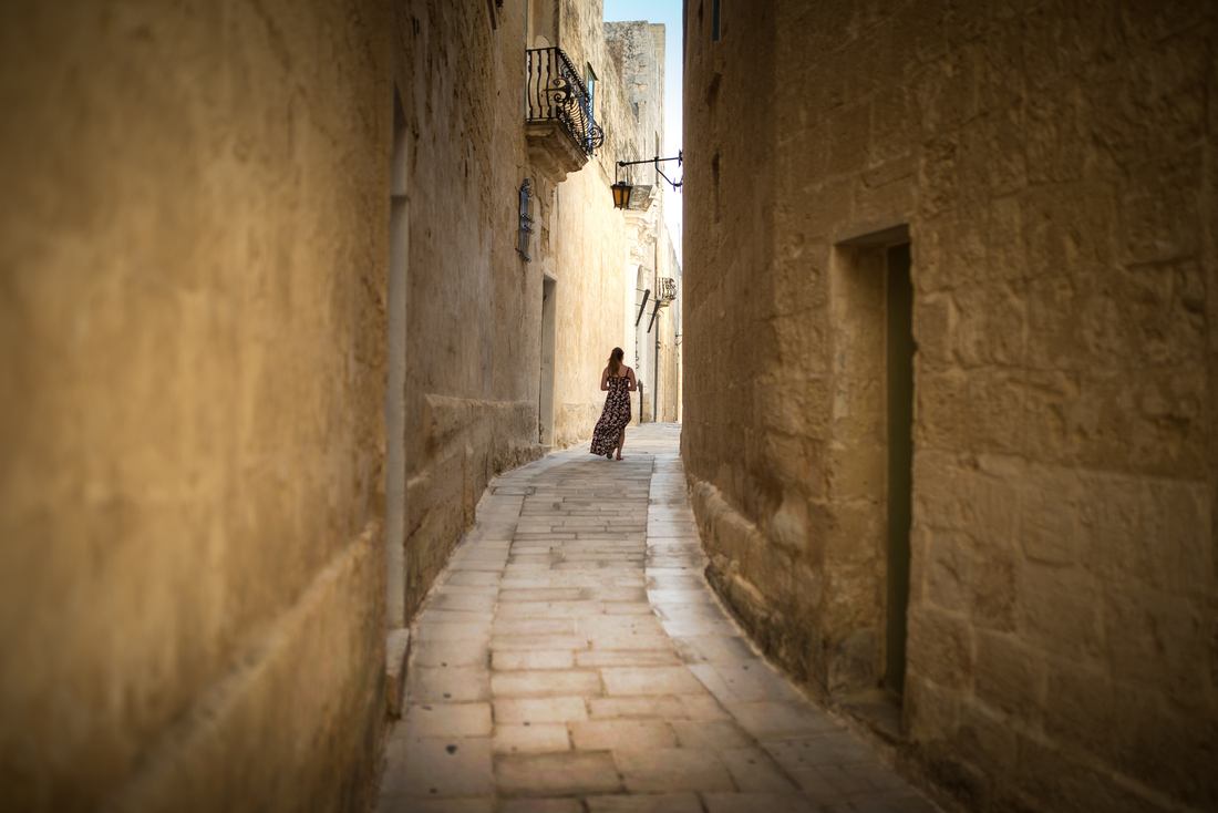 Manue, dans les rues de Mdina