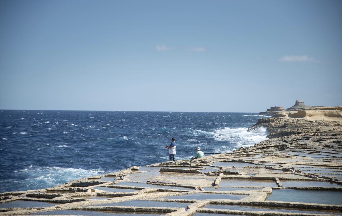 Pecheur, salines de Qbajjar
