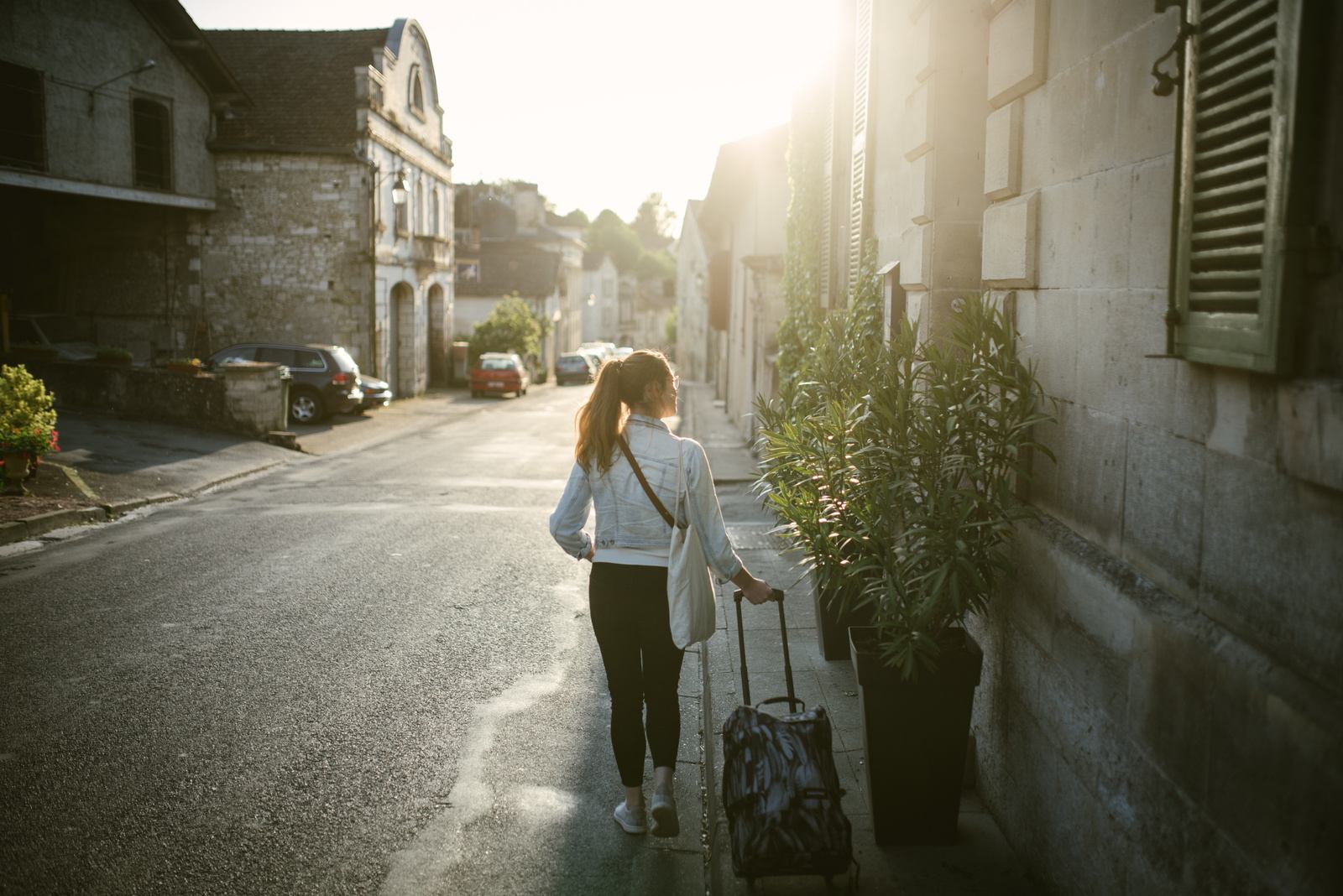 Arrivée à l'ambroisie à Bourdeilles Arrivée à l'ambroisie à Bourdeilles