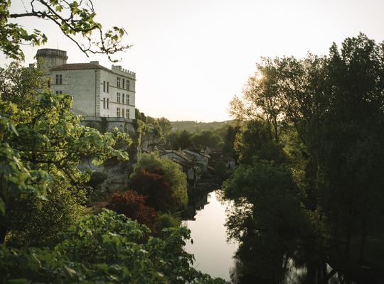 Chateau de Bourdeilles et la Dronne