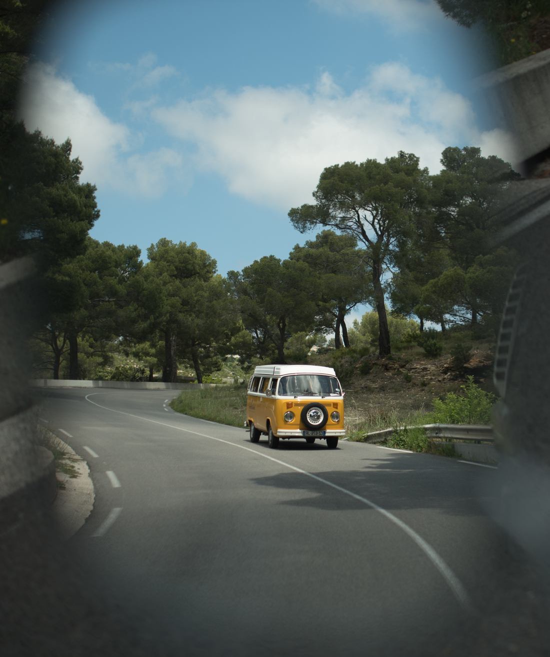 Sur les routes de France en Combi VW