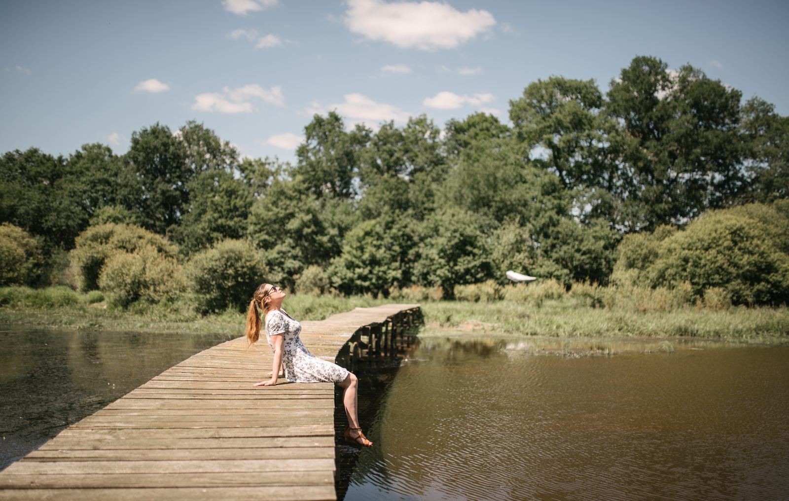 Au bord du lac, Jardins de Drulon Au bord du lac, Jardins de Drulon