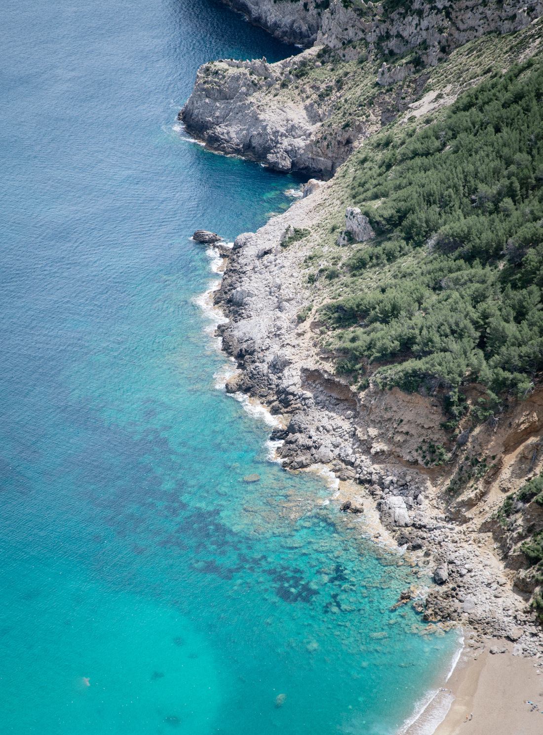 L'eau bleue turquoise de Majorque