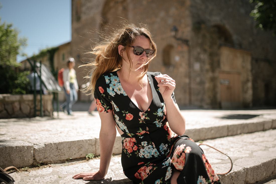Sur la place de Valldemossa
