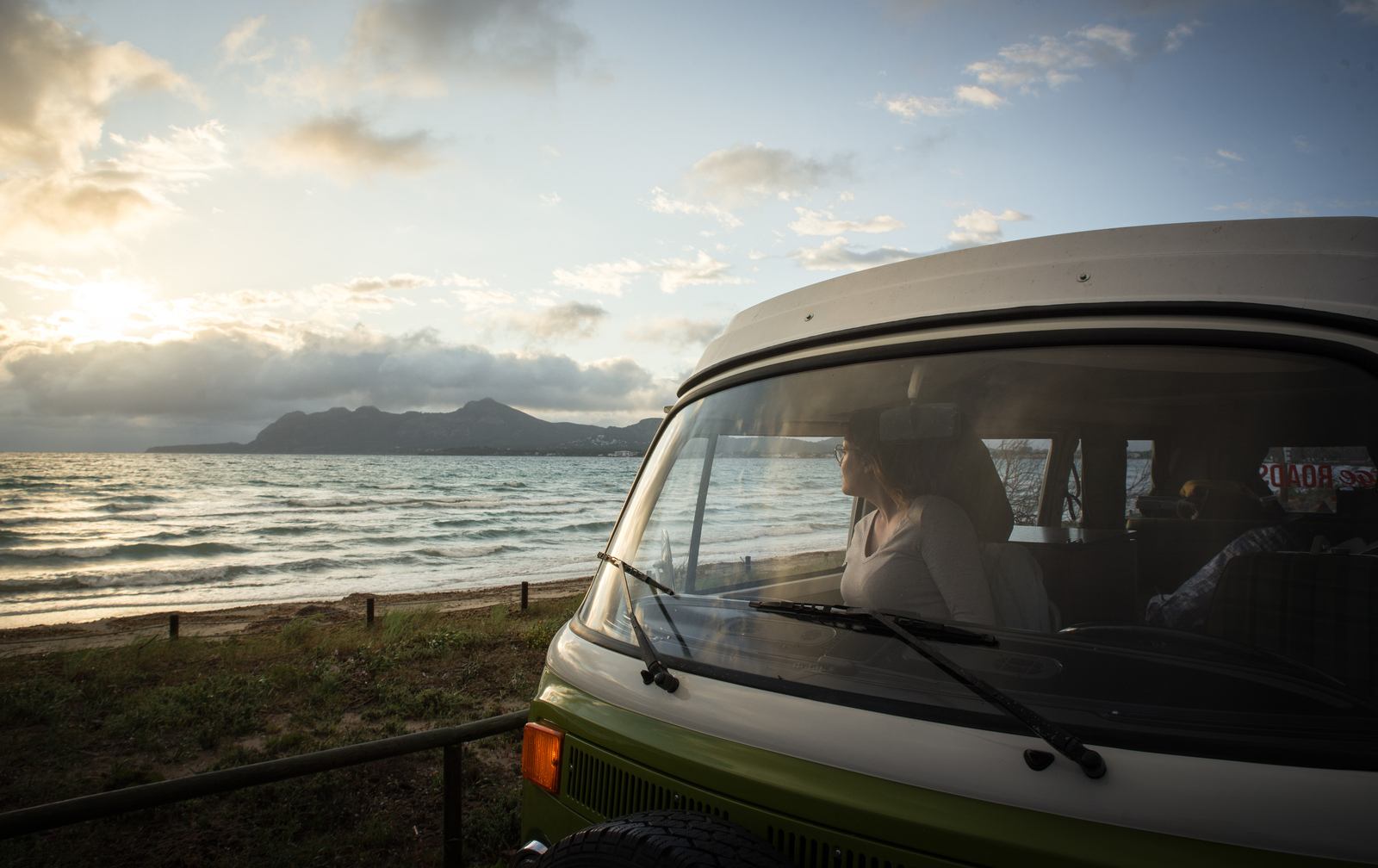 Un matin à bord de notre combi VW Un matin à bord de notre combi VW