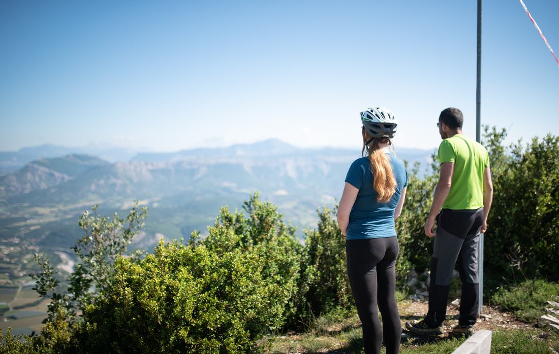 Manue et Mathieu devant le panorama 