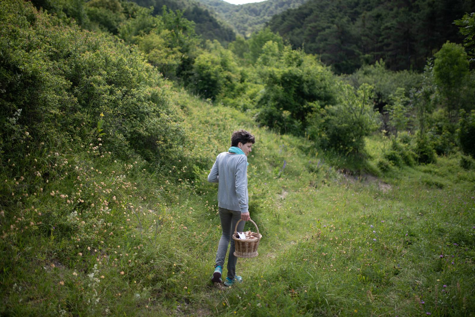 Claire et son panier Claire et son panier
