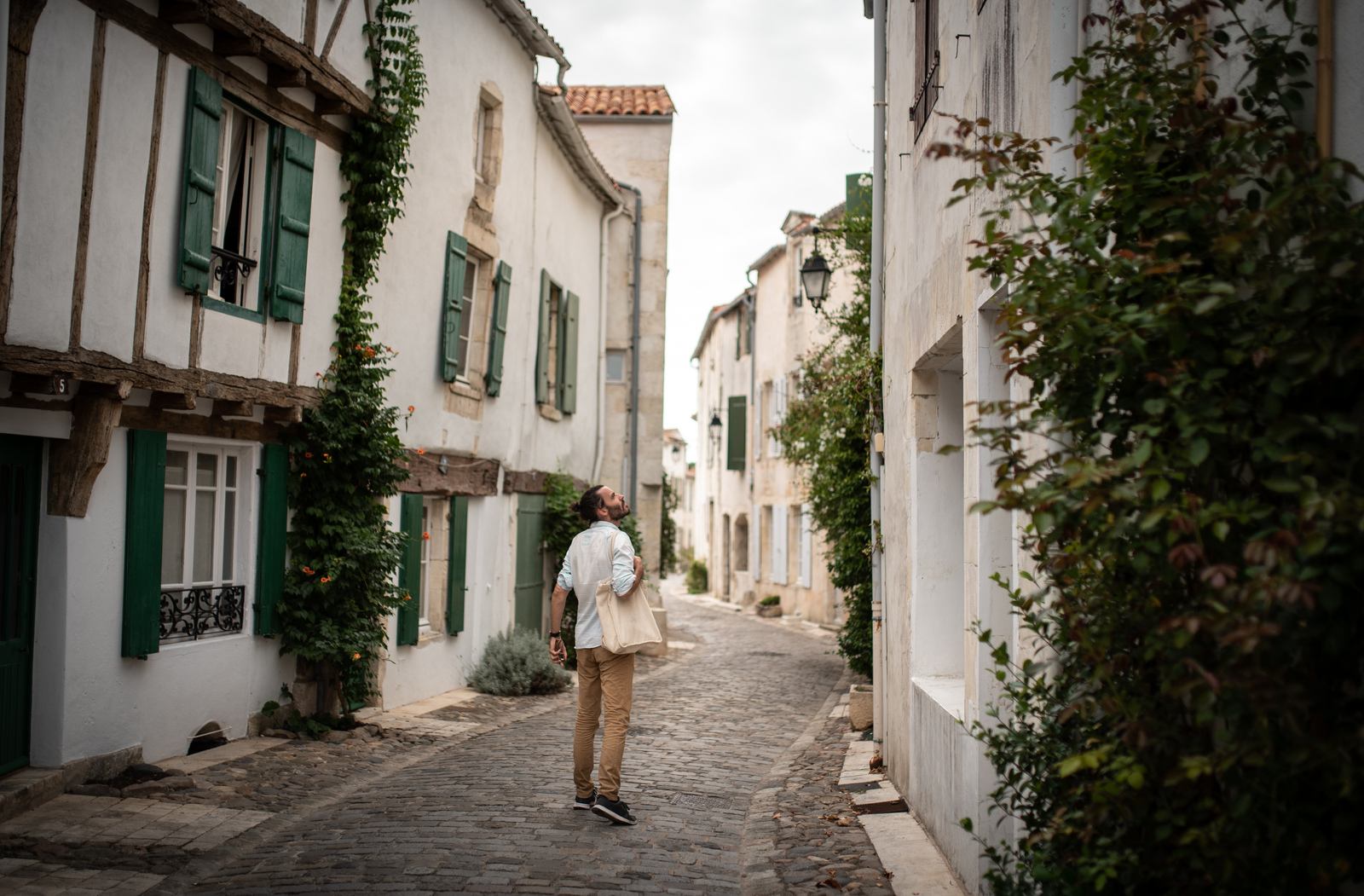 Dans les rues de La Flotte en Ré