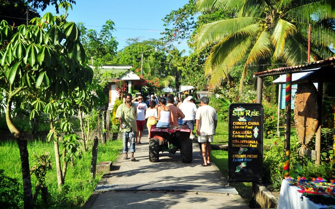Rue de Tortuguero, Costa RIca