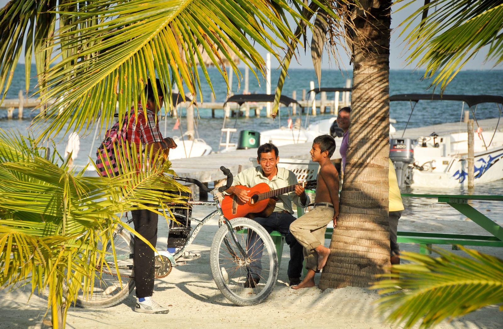 Scène de vie à Caye Caulker